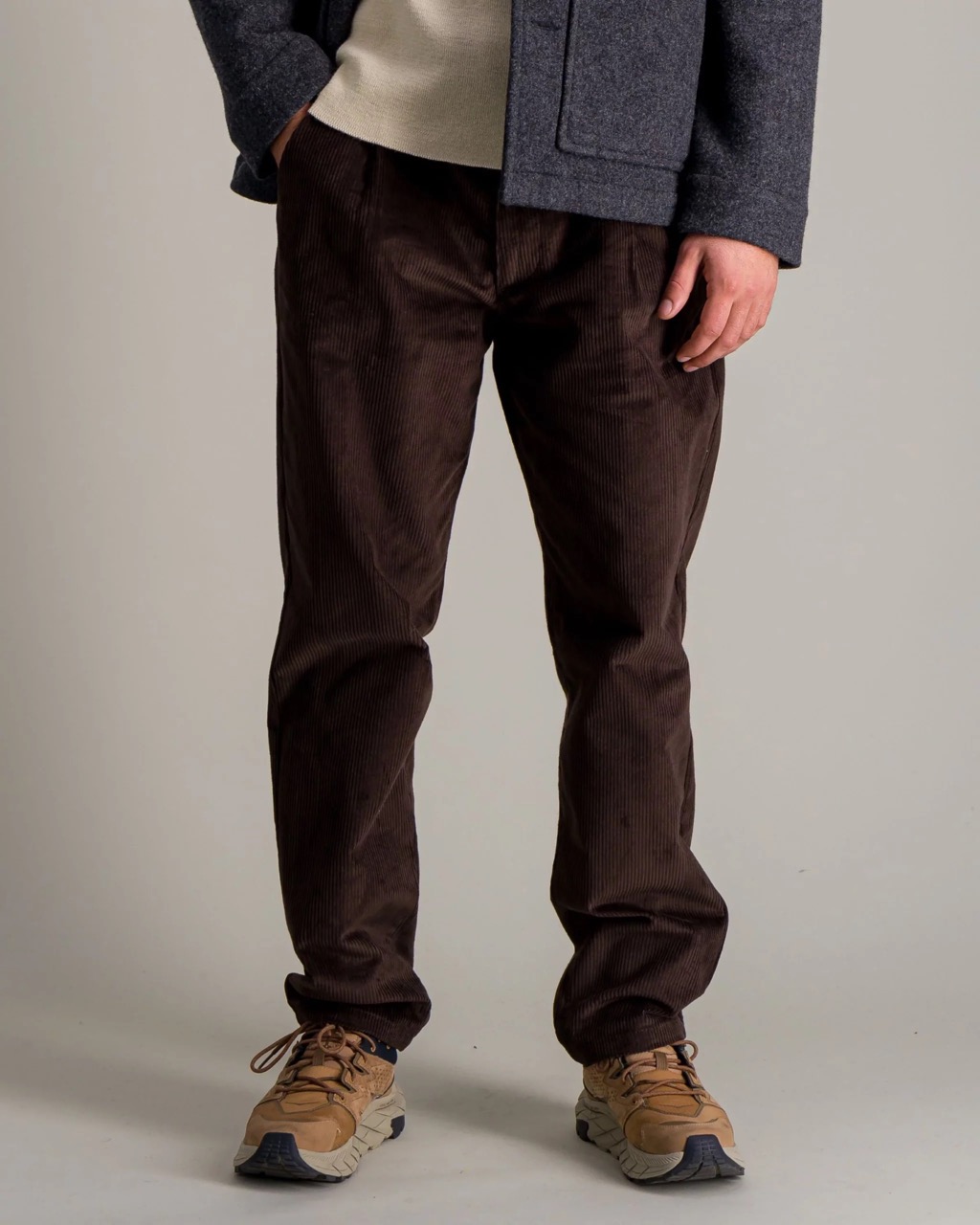 Pleats Cord Pant marron OUTLAND