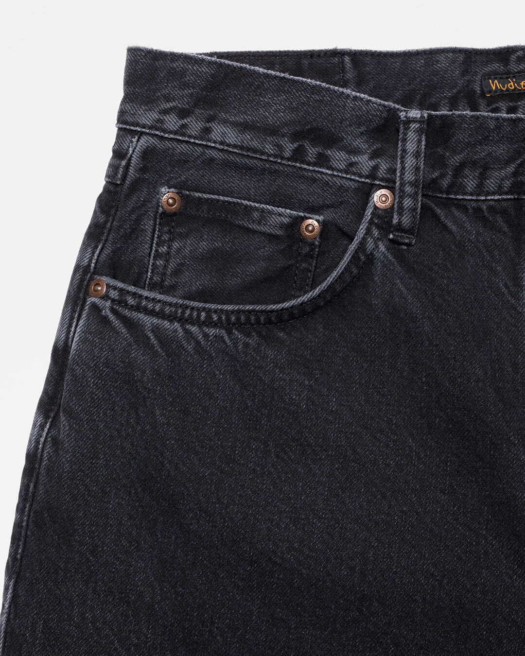 Jean Nudie Jeans Tuff Tony Black Vintage, coupe loose wide-leg, 100% coton organique, lavage noir vintage