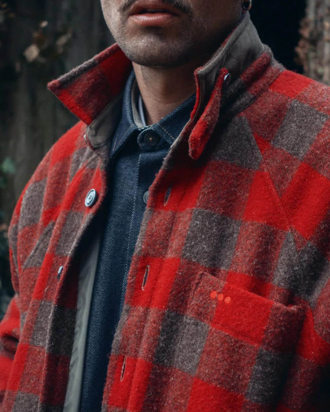 Veste Dune en laine LATER en pure laine vierge épaisse, coupe oversize raglan, boutons caséine, fabriquée au Portugal