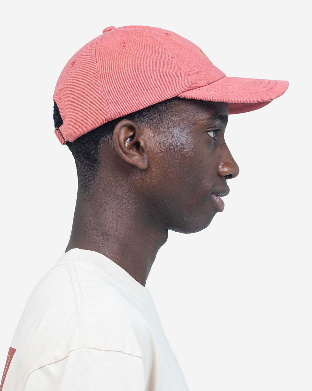 Casquette Six Panel Signature Rose Minéral OLOW en coton biologique rose, coupe six panel, visière courbée