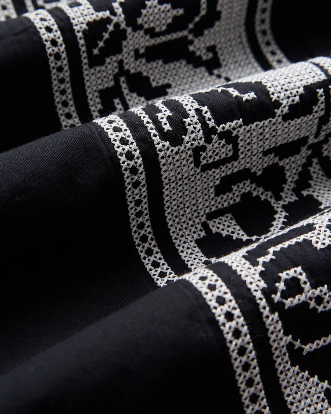 Chemise Cross Stitch Black Portuguese Flannel en coton léger avec broderie
